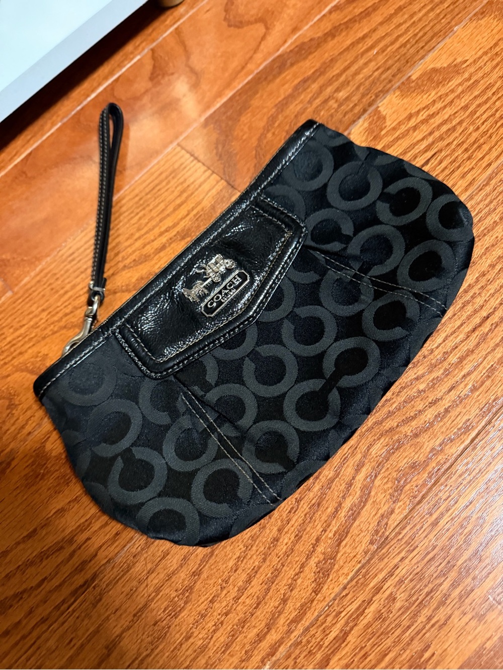 Coach Madison Op Art Pleated Small Wristlet (Style No. 44443)